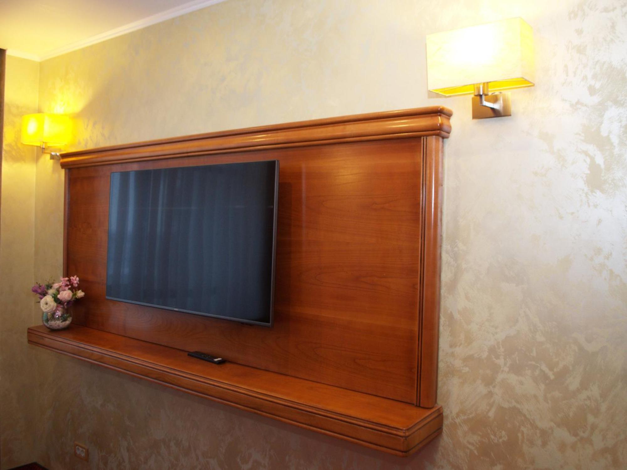 Hotel Emd Bacău Værelse billede