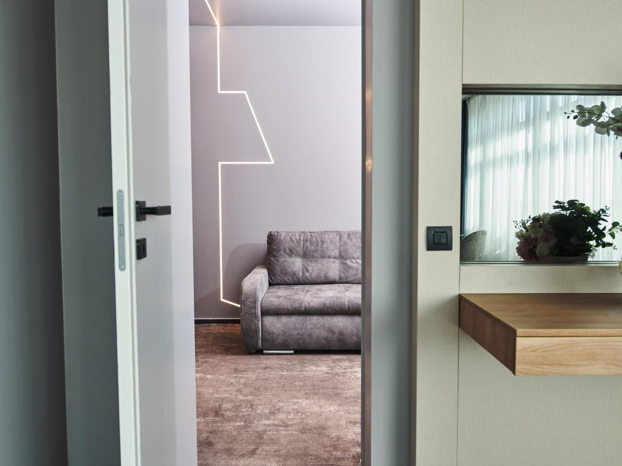 Hotel Emd Bacău Eksteriør billede